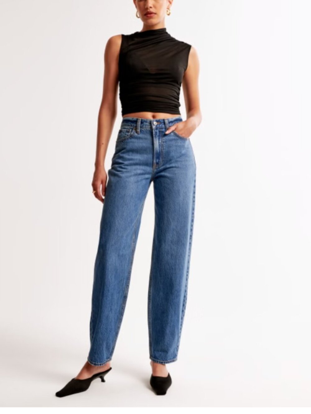 Abercrombie & Fitch High Waisted Barrel Jeans 2 Short/26